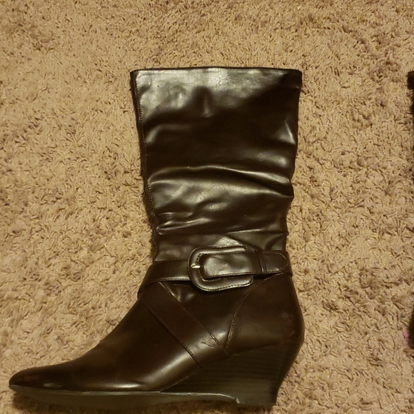 Rampage Wedge Boots - Picture 2 of 5